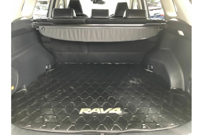 
								Toyota RAV4 Cruiser AXAH54R (2021) full									