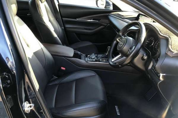 
								Mazda CX-30 G25 Touring DM Series (2021) full									