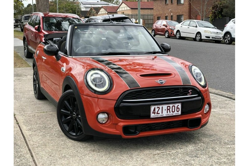 
								MINI Convertible Cooper S F57 LCI (2018) full									