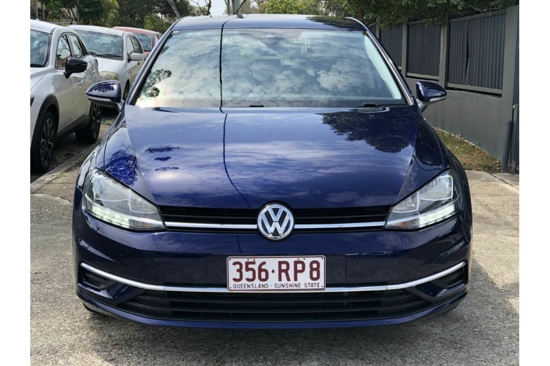 
								Volkswagen Golf 110TSI Comfortline 7.5 (2017) full									