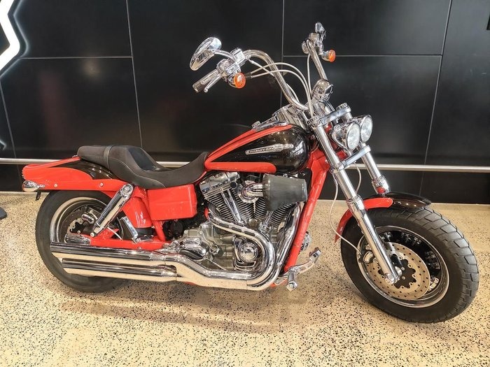 
								Harley-Davidson CVO Dyna Fat Bob (FXDFSE) CVO full									