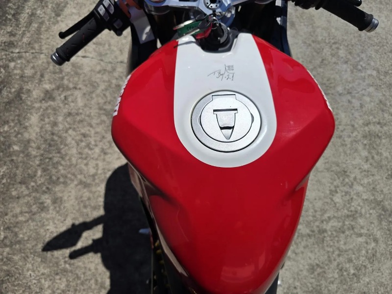 
								2022 DUCATI 955CC PANIGALE V2 BAYLISS SPORTS full									