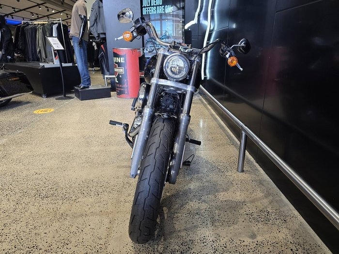 
								Harley-Davidson Low Rider 107 (FXLR) Softail full									
