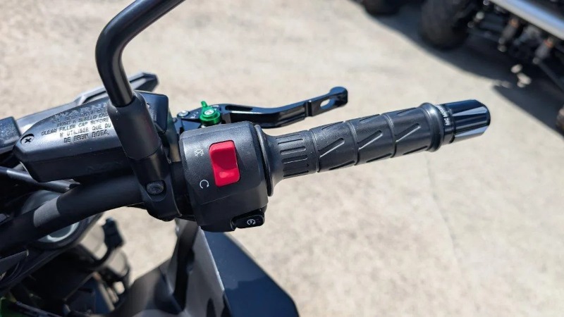 
								2021 Kawasaki 900CC Z900 SUPERNAKED (ZR900) SPORTS full									
