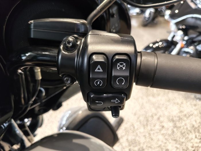 
								Harley-Davidson Ultra Limited 114 (FLHTK) Touring full									