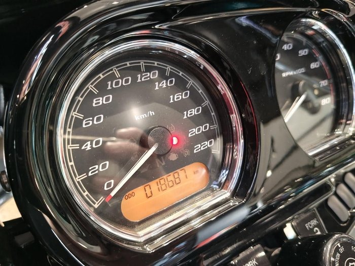 
								Harley-Davidson Road Glide Special 114 (FLTRXS) Touring full									
