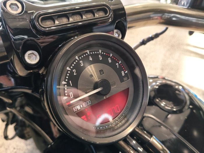 
								Harley-Davidson CVO Pro Street Breakout (FXSE) CVO full									