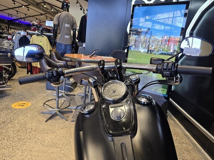 
								Harley-Davidson Dyna Fat Bob 103 (FXDF) Dyna full									