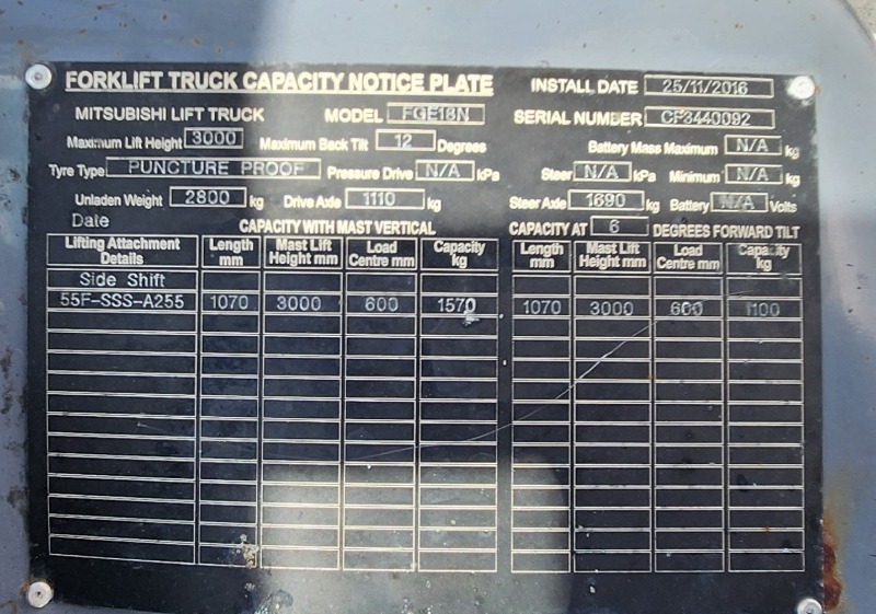 
								Mitsubishi 1800kg LPG forklift with 3000mm mast and sideshift full									
