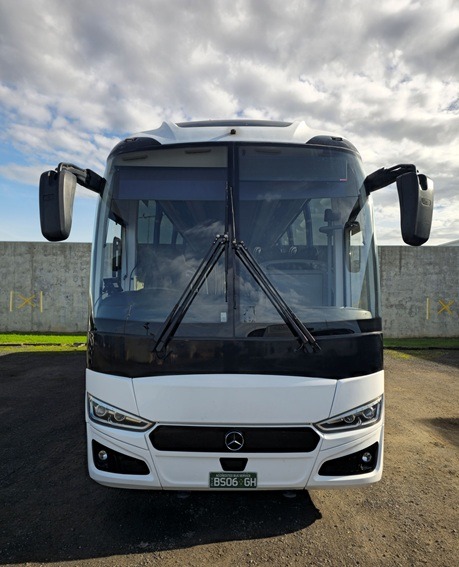 2020 Mercedes Benz 0500RF automatic 48 passenger toilet and wheelchair lift equipped coach