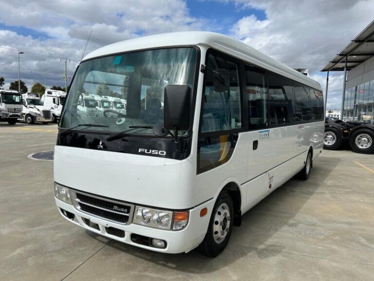 2020 Mitsubishi Fuso Rosa 25 Seat Mini Coach