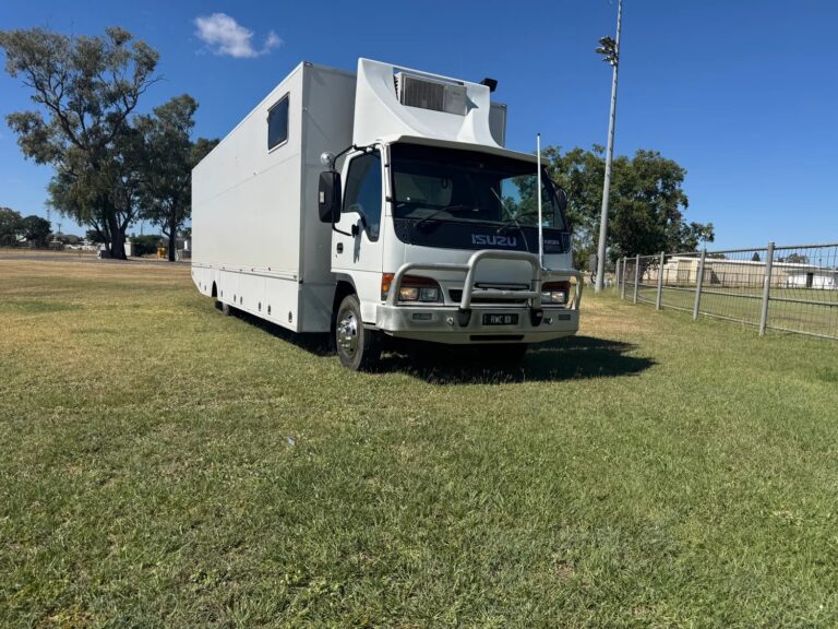 1999 Isuzu NQR
