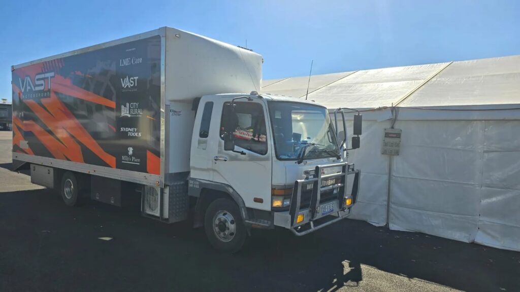 1999 Fuso Fighter