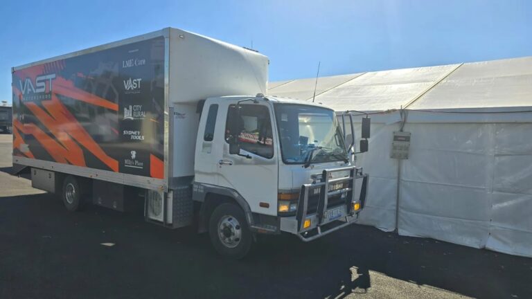 1999 Fuso Fighter