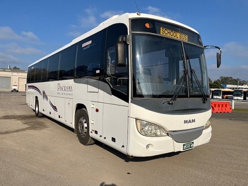 
								2013 MAN 18-292 automatic 57 passenger lap sash seat belted air conditioned school charter bus full									
