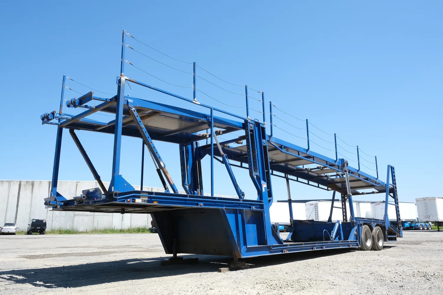 
								2002 Progressive Tandam full									