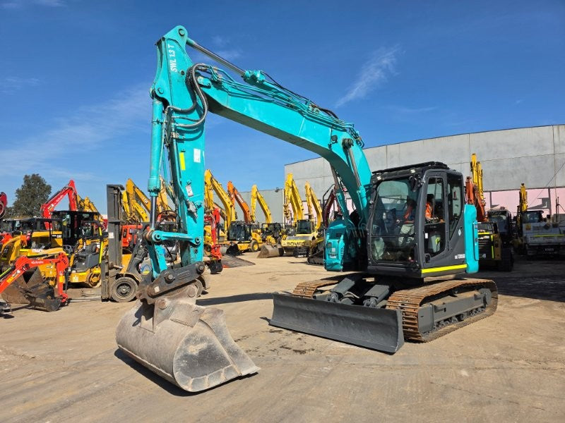 
								2021 Kobelco SK135SR-7 15T Excavator full									