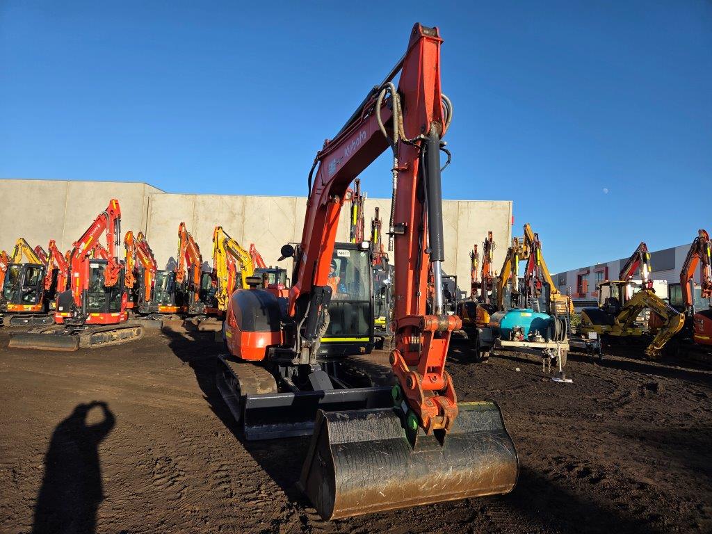 
								2022 Kubota KX080 8T Excavator full									
