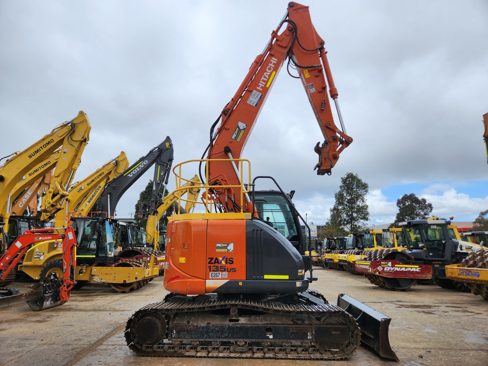 
								2020 Hitachi ZX135US-5B 15T Excavator full									