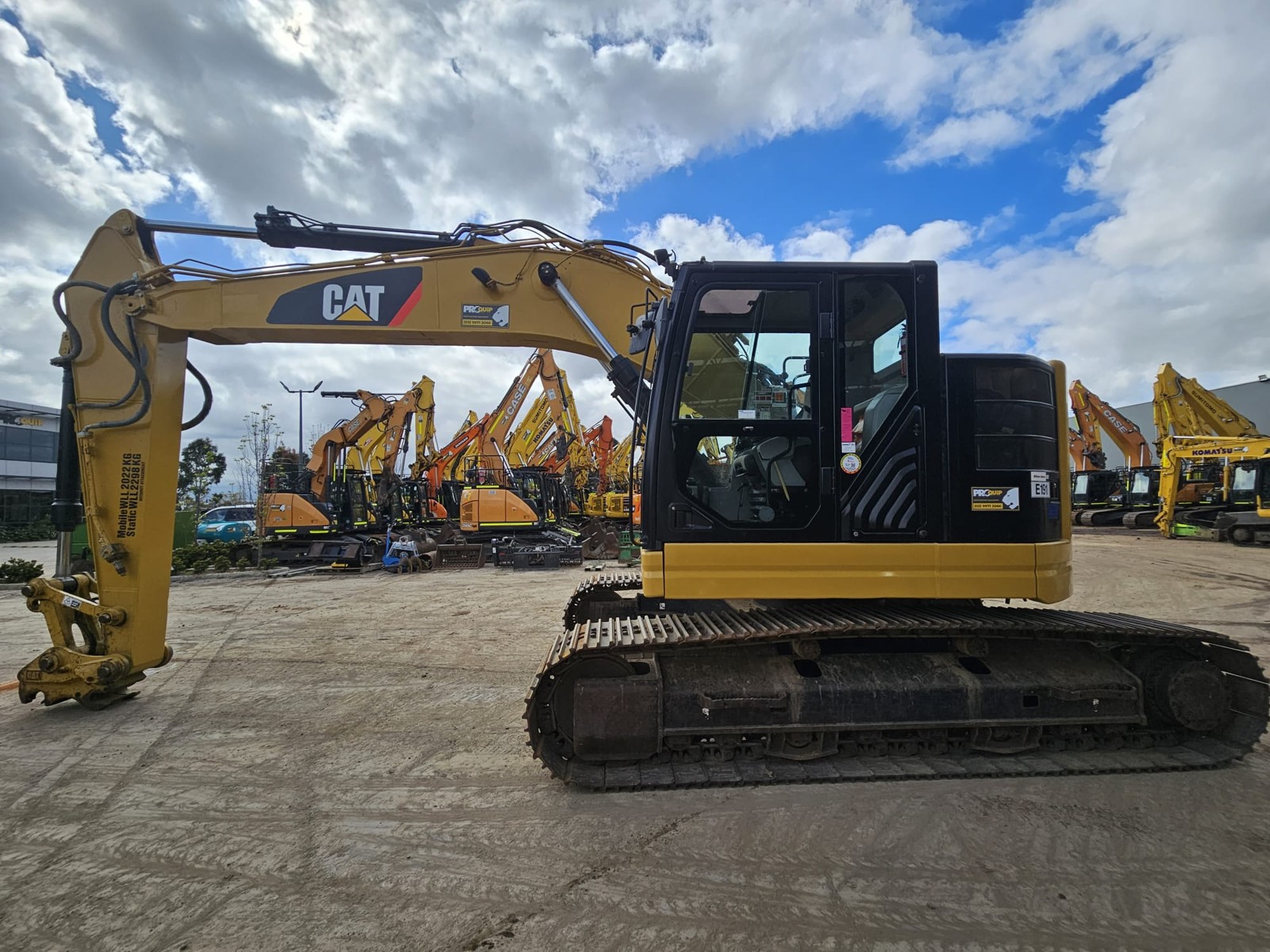 
								2017 Caterpillar 325FL 25T Excavator full									