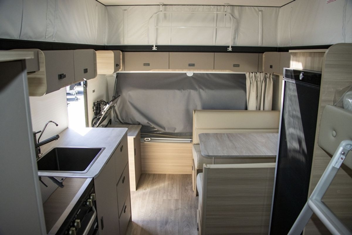 
								2026 Jayco Expanda Poptop 17.56-2.OB.EX-MY26 full									