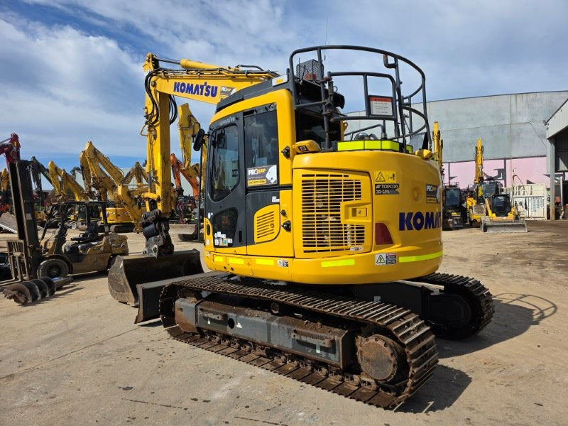 
								2021 Komatsu PC138US-11 15T Excavator full									