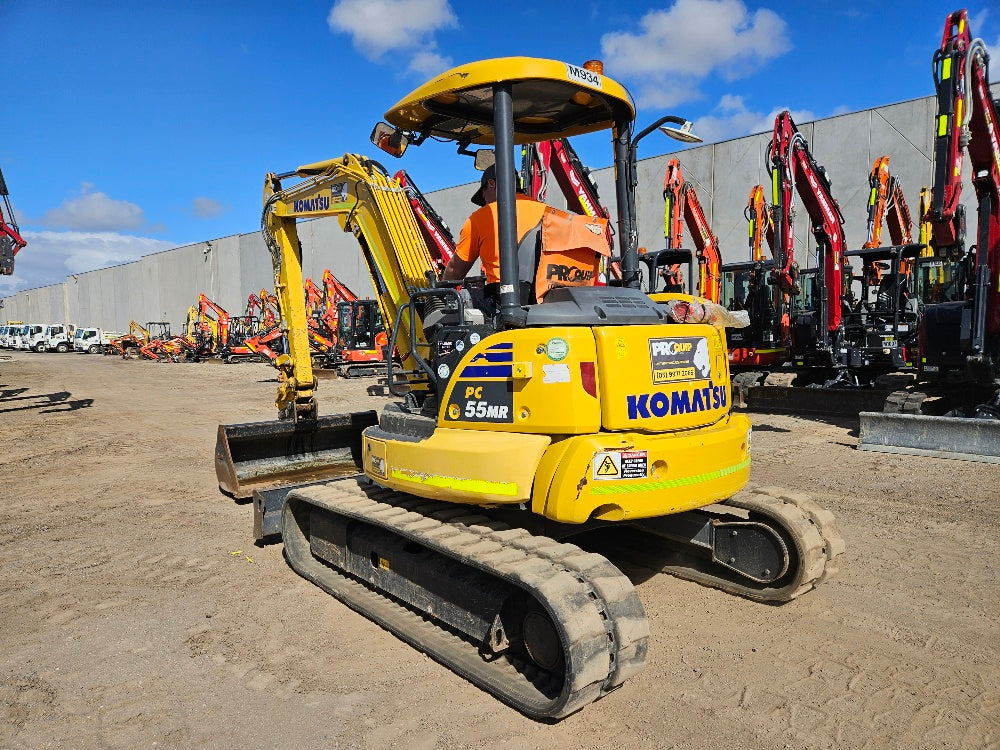 
								2022 Komatsu PC55MR-5 5.5T Excavator full									