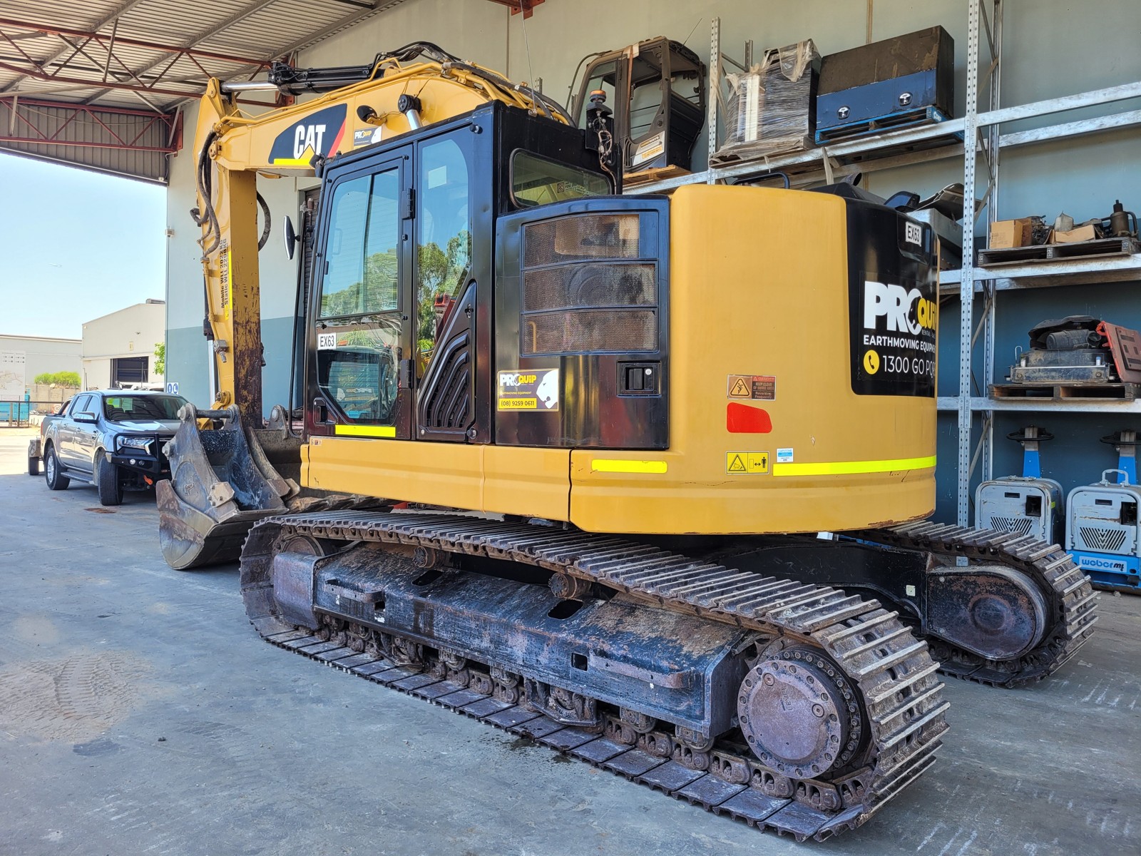 
								2017 Caterpillar 325FL CR 26T Excavator full									