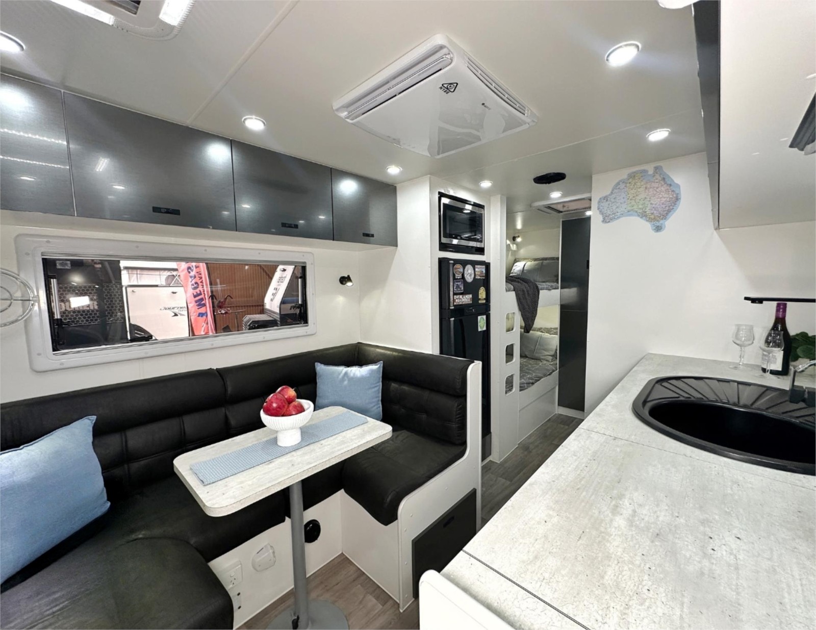 
								2023 Network RV Terrain Tuff Bunks full									