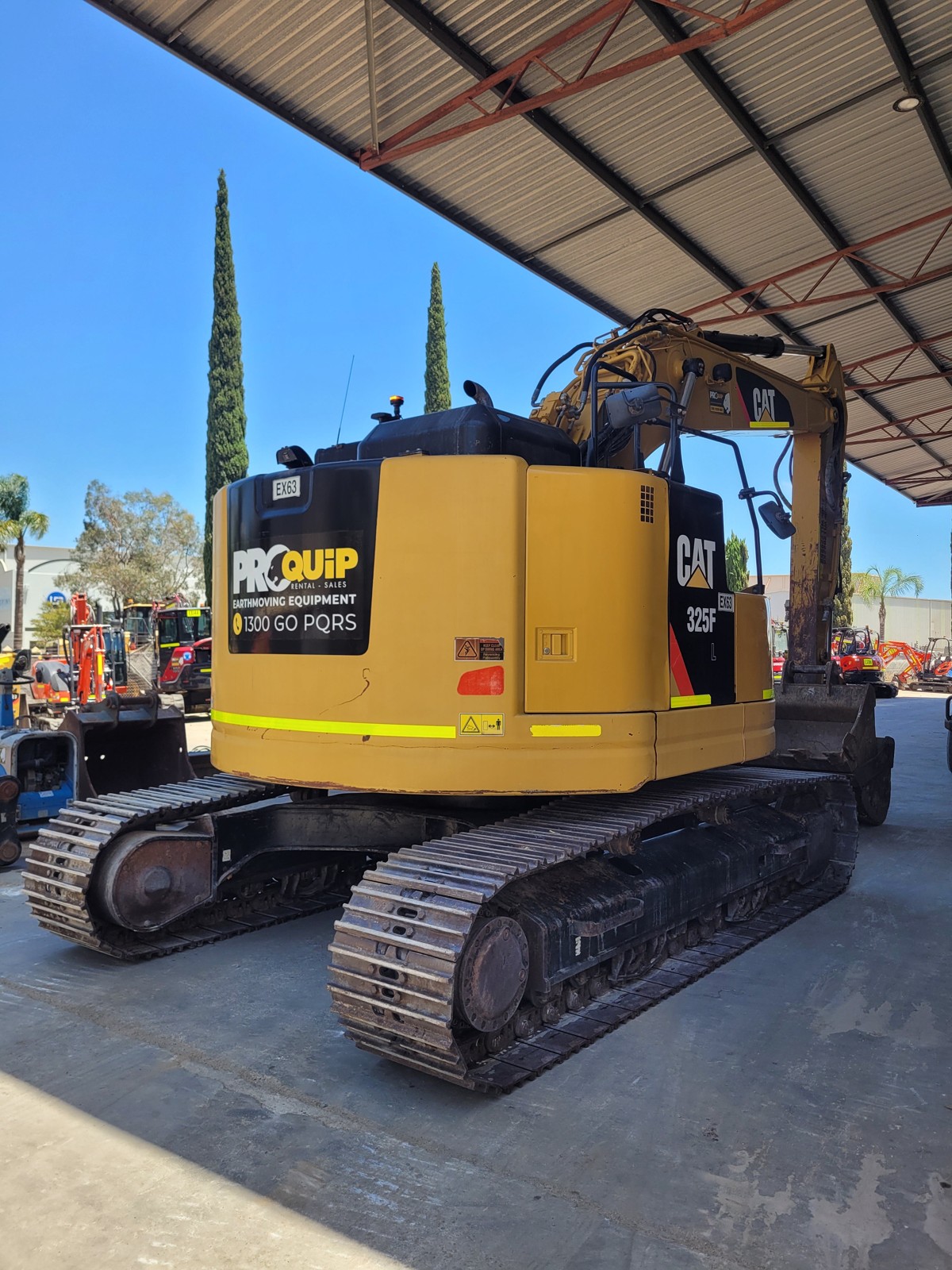 
								2017 Caterpillar 325FL CR 26T Excavator full									