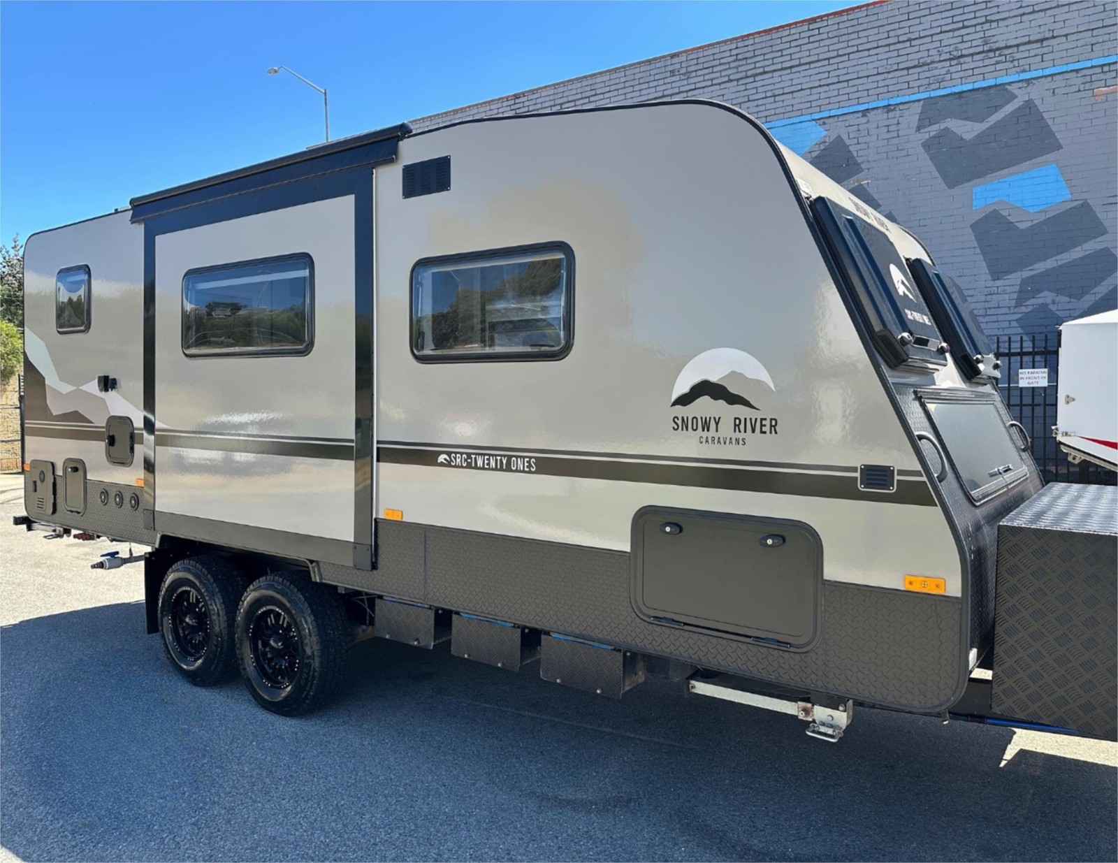 
								2025 Snowy River SRC-21S Caravan 21ft full									