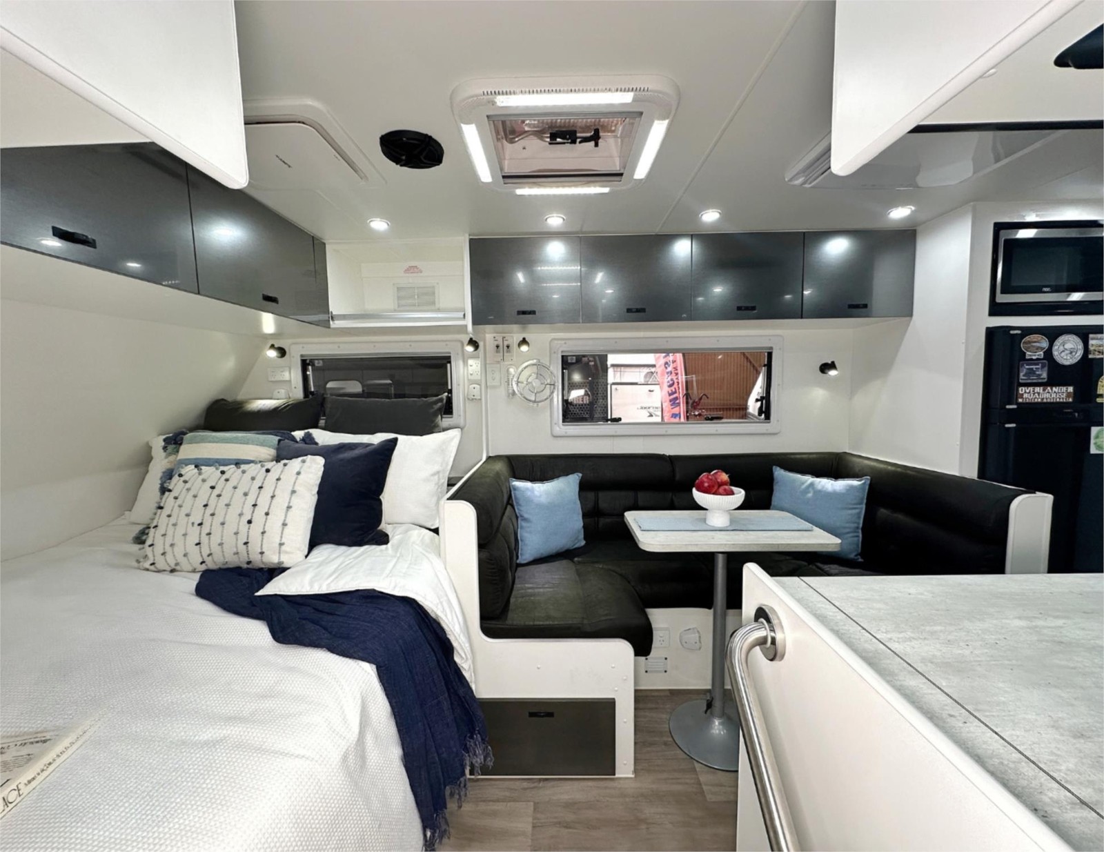
								2023 Network RV Terrain Tuff Bunks full									