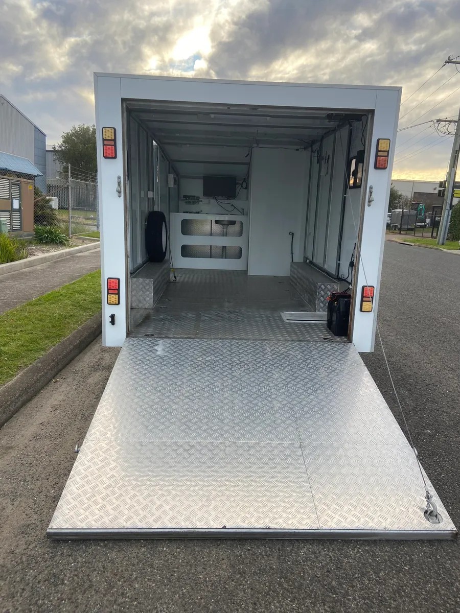 
								2018 KRB Custom Motorbike / Go Kart Trailer full									