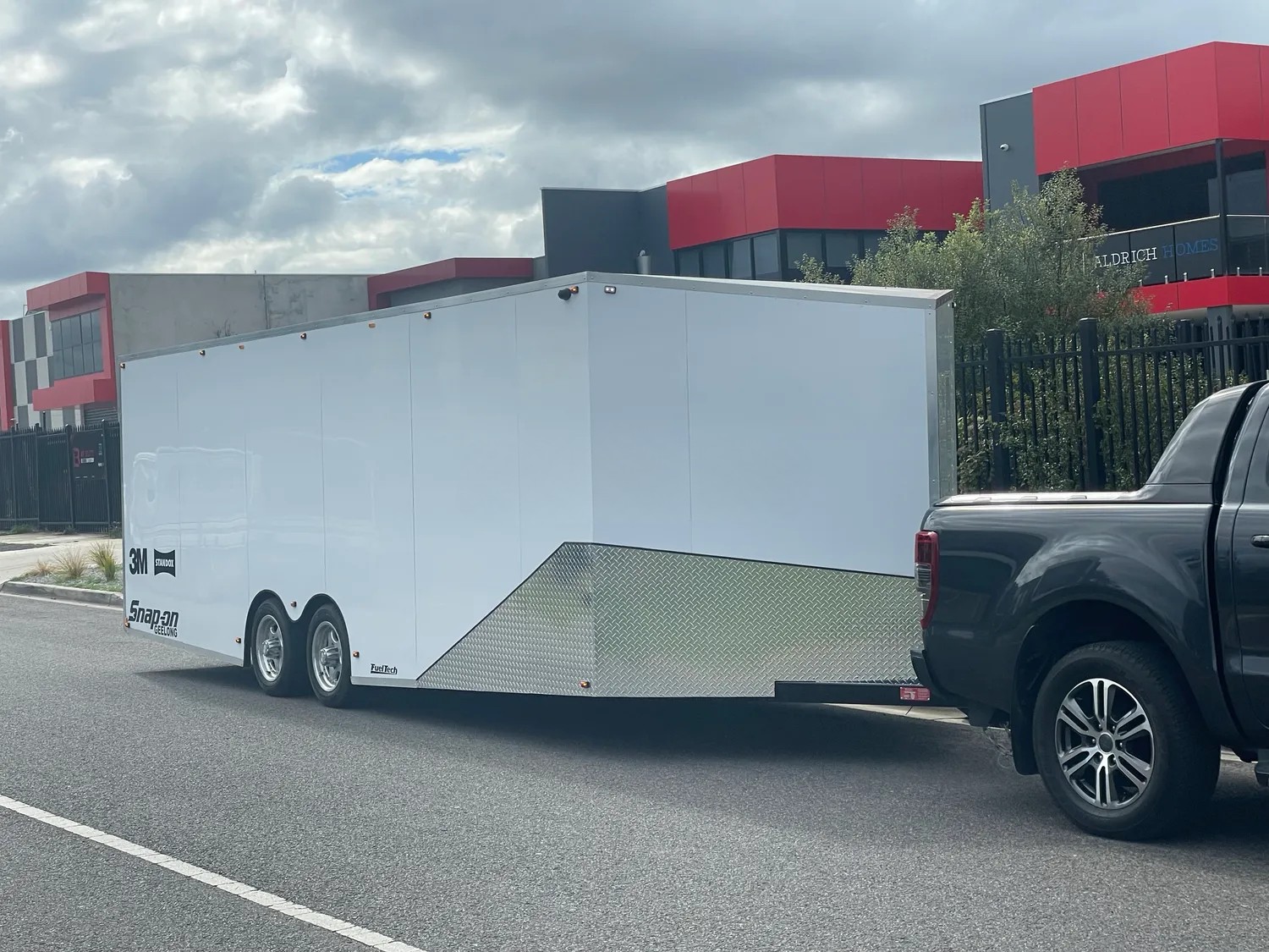 
								2018 South West Trailers Enclosed Car Trailer full									