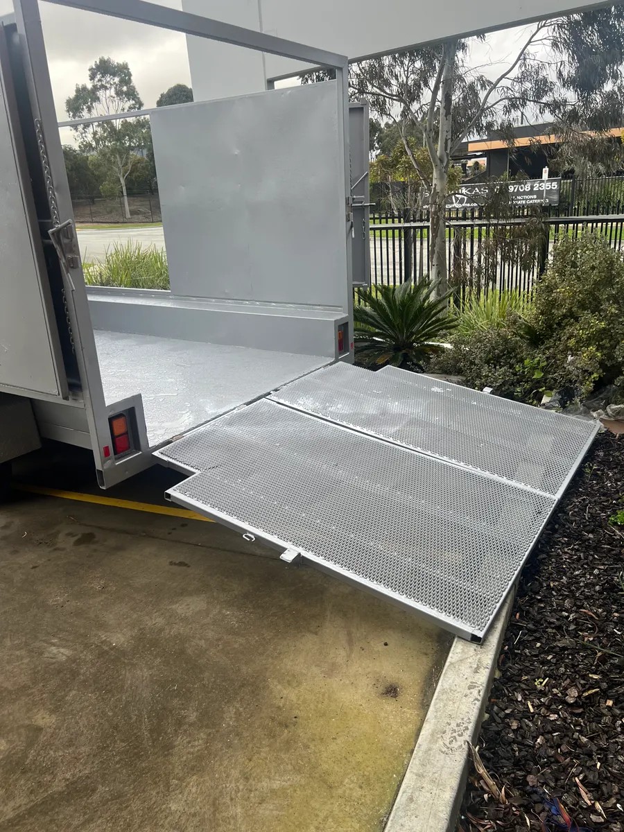
								2018 Pakenham Trailers Custom full									