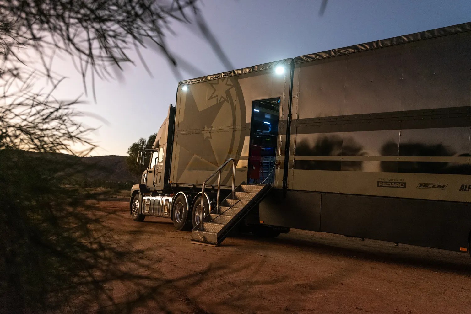 
								2020 Mack Anthem CMM and Trailer Package full									