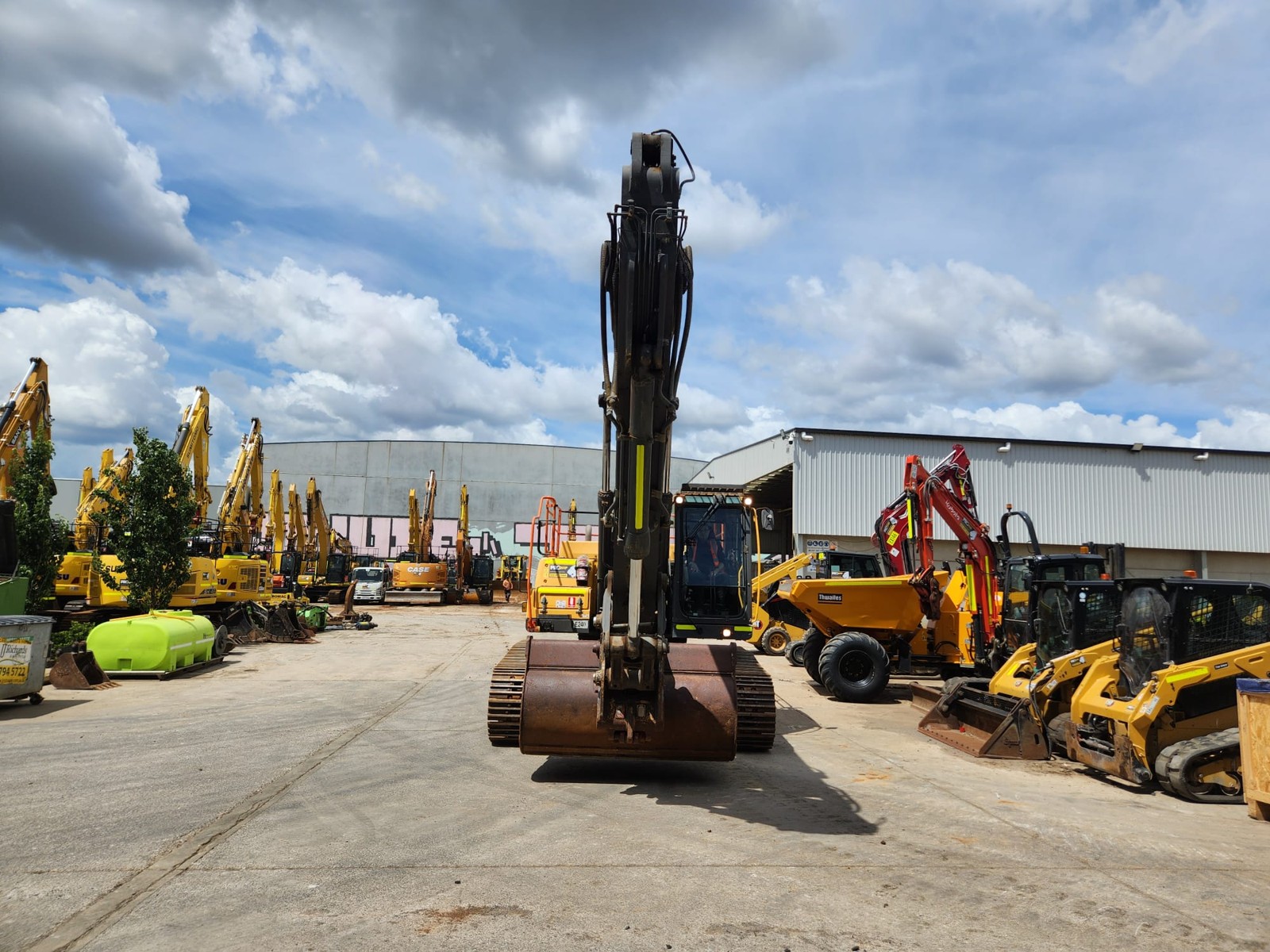 
								2019 Volvo EC300DL 30T Excavator full									