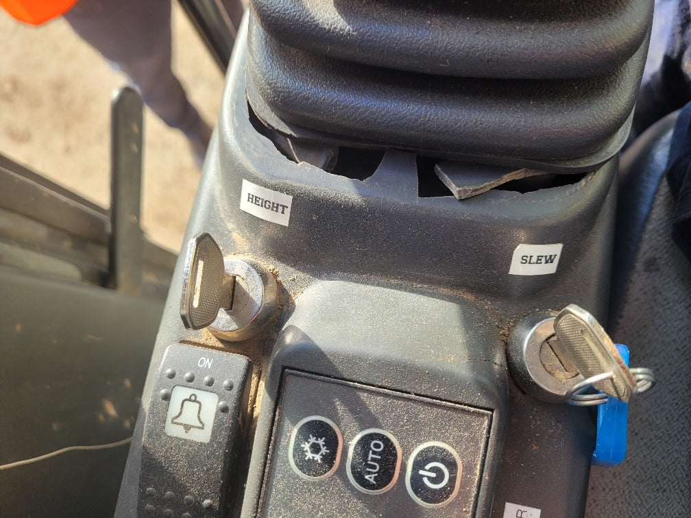 
								2019 Sumitomo SH145X-6 15T Excavator full									