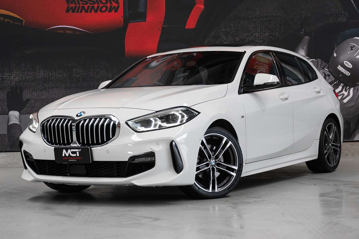 
								2021 BMW 1 Series 118i M Sport full									