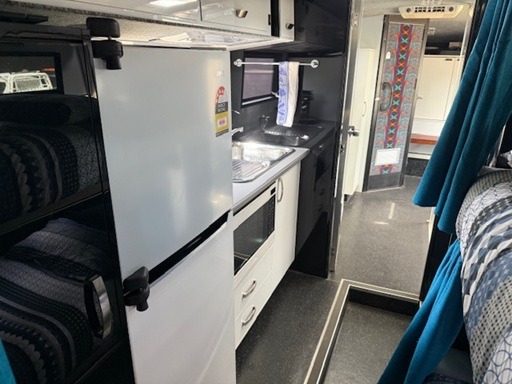 
								1988 Austral Minimaster 4 berth Motorhome full									