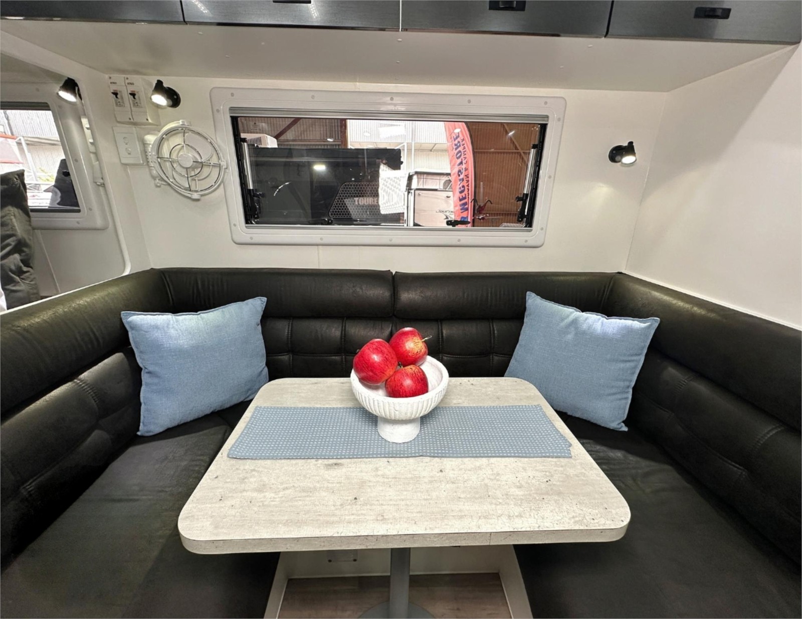 
								2023 Network RV Terrain Tuff Bunks full									