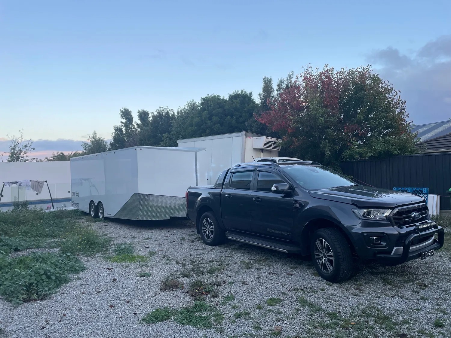 
								2018 South West Trailers Enclosed Car Trailer full									