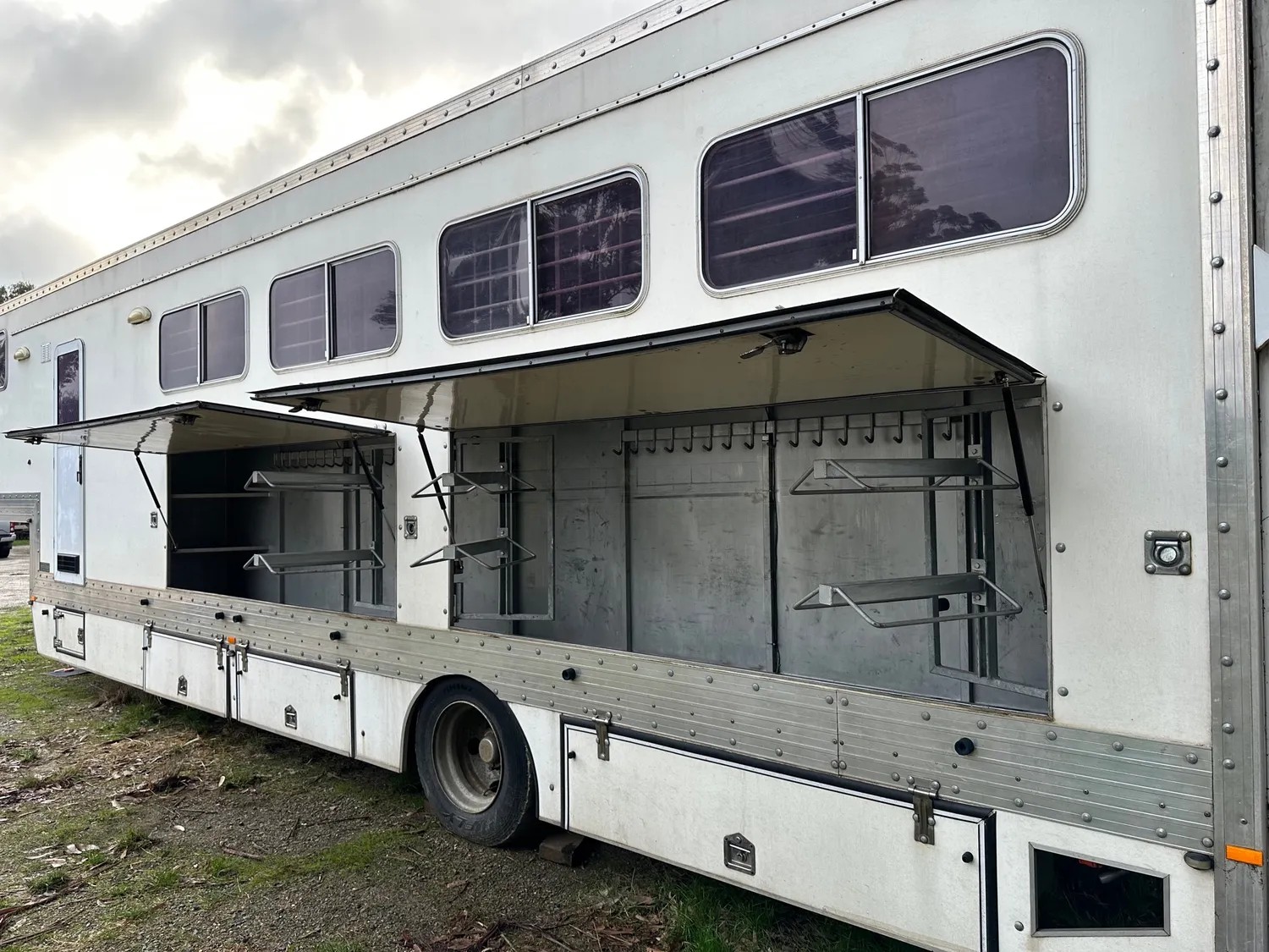 
								2005 Fuso FK600 full									
