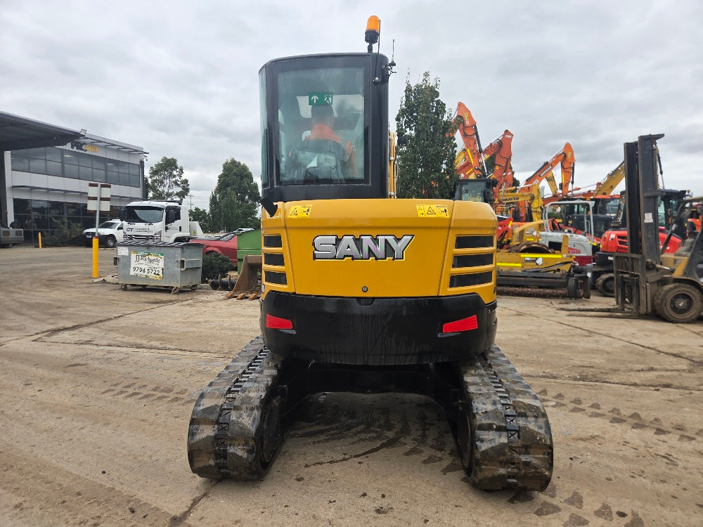 
								2022 Sany SY50U 5.3T Excavator full									
