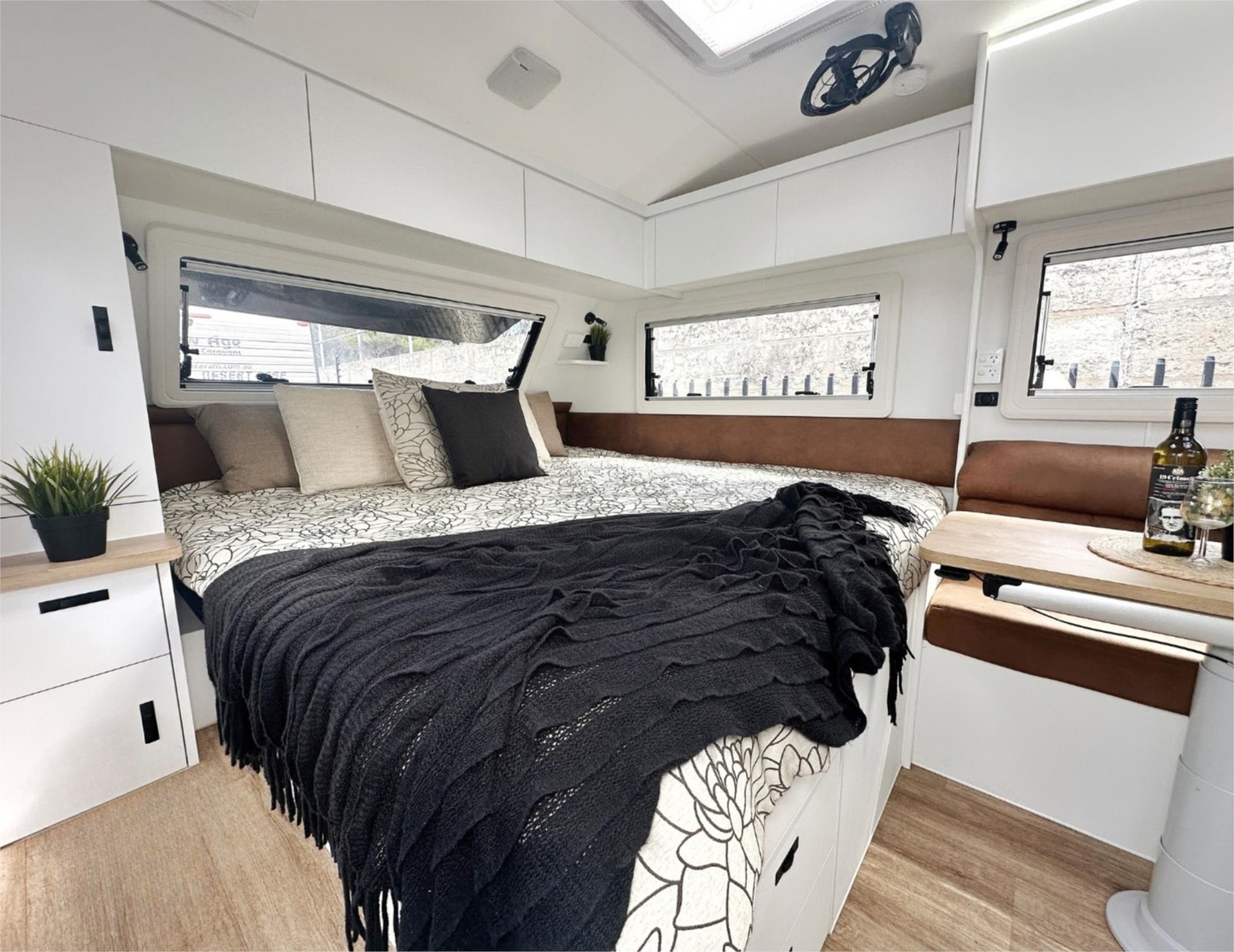 
								2023 Titanium Hardcore Bunk 216 full									
