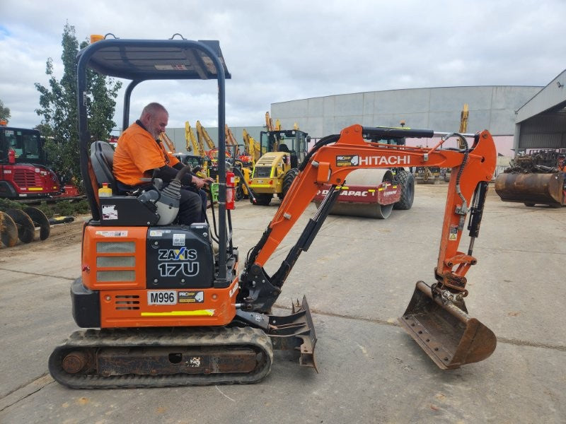 
								2023 Hitachi ZX17U-5 1.8T Excavator full									