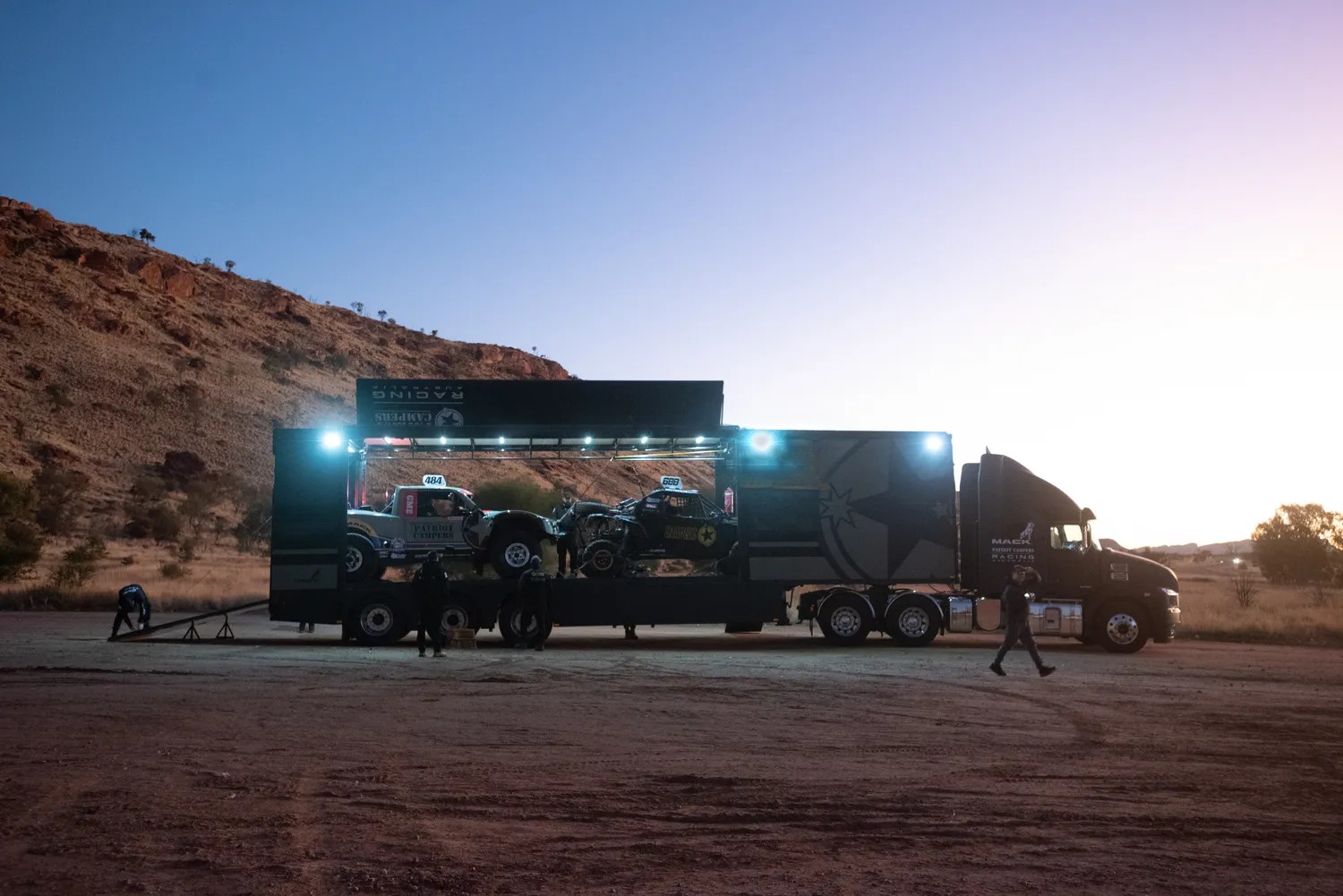 
								2020 Mack Anthem CMM and Trailer Package full									