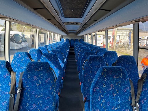 
								2013 MAN 18-292 automatic 57 passenger lap sash seat belted air conditioned school charter bus full									