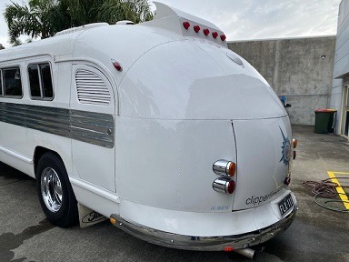 
								1957 Flxible Clipper 14 passenger Limousine full									