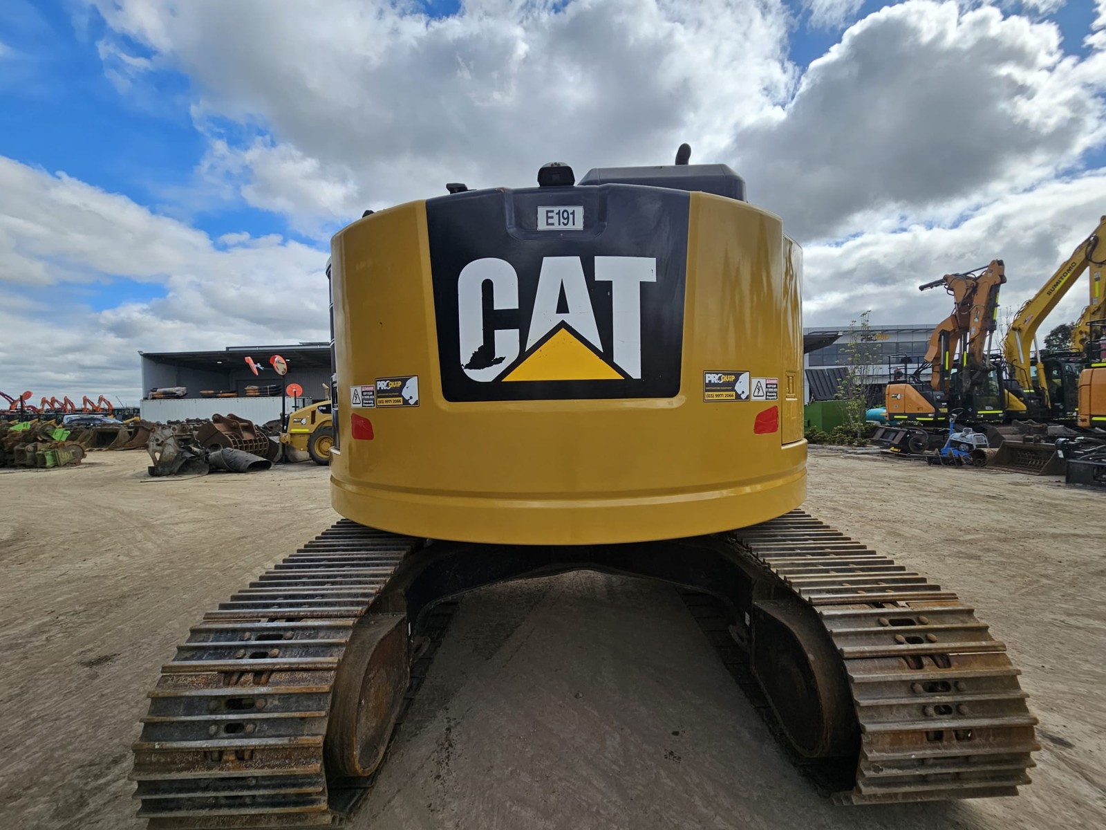 
								2017 Caterpillar 325FL 25T Excavator full									